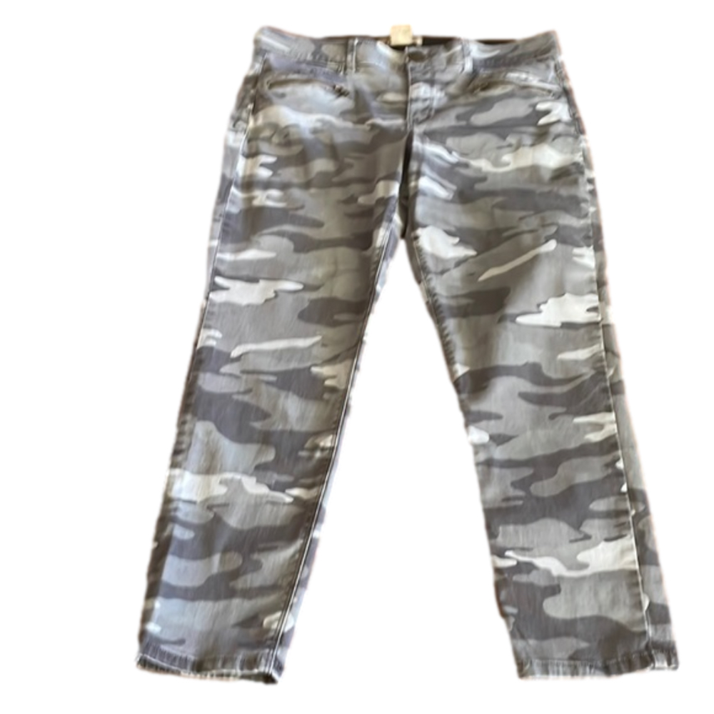 DEMOCRACY Ab Technology Camo Pants Size 14